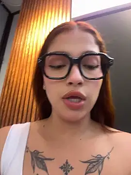 Sophie_valencia - DOMI INSIDE PUSSY IN PUBLIC+CUM+TOPLES