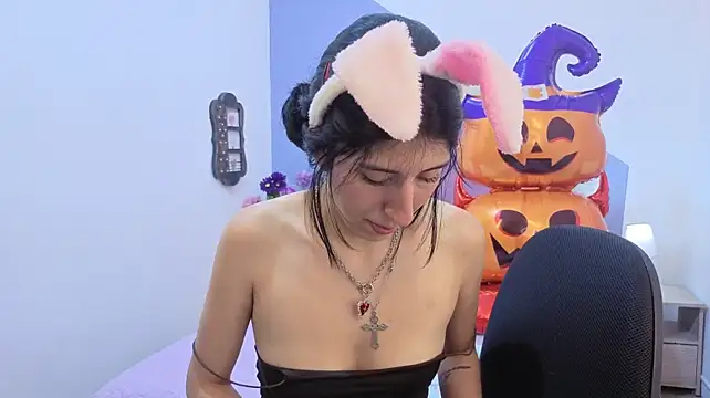Ivy_charlot - sukc dildo +control lush