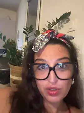 Deborahoff - 1 doigt anal + 1🎁