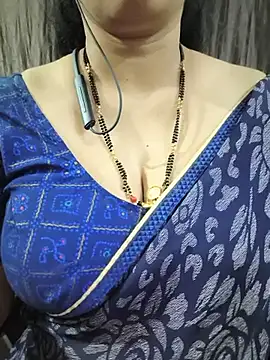 Bhuvana_555 - Boobs on honey