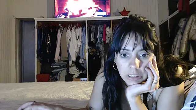Mickyta - desnuda por 10 mint