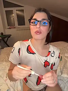 Vanessafasanellivip - Masturbazione primo piano