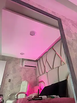 Mia_blackthorne - DOMI ON MY CLIT / MAKE MY PUSSY WET 🥵💦