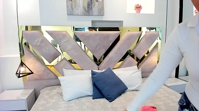 Chloe_Milf_