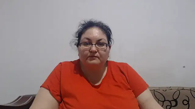 Nykyxo - oil my boobs, ass