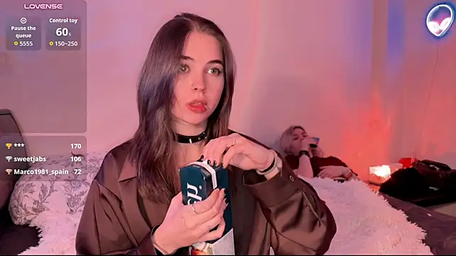 AlexxMichaell - 🤍Show 2 ass