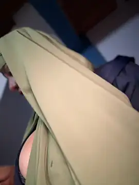 Lalilamassu1 - Spread ass for daddy x2 girls