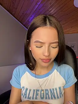 Sofia18_pinkk - Show panty 😮‍💨