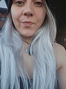 ScarletsWeb - usetipmenuSQUIRT highest tipper = :gift: