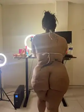 Vallitadelvalle - Jump and clap your ass🍆🍑