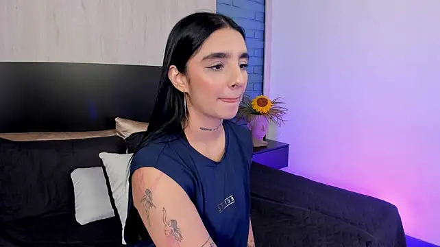 Abriil_cutee - SHOW TITS