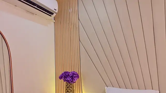 Nina_gb
