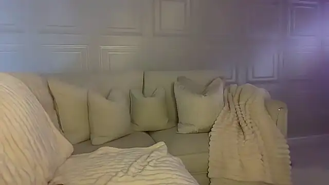 BIGBOOTYELLIEXXX - BLOWJOB ON DILDO WITH MY BOOBS OUT