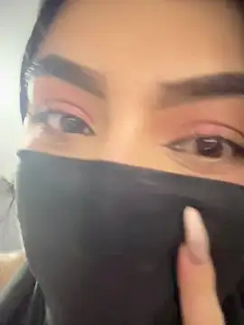 Zharaaa18 - open ass🔥
