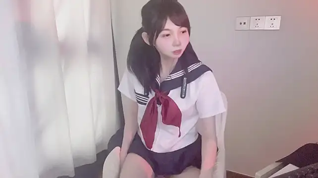 Faicai689 - 带夹乳夹跳10下