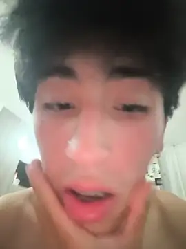 Henui_winslou - Sucking tits