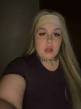 AmberMiller_official - Fingering pussy 2min+ Snapchat 😏
