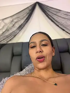 MiilaBlake - CREAMY PUSSY CLITPLAY