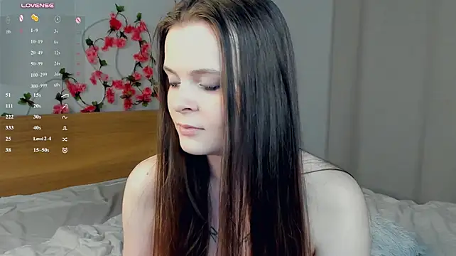 KrystalTrudel - pinch my nipples close to you^^