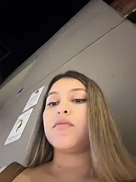 Lunablossom_ - Dildo in the pussy