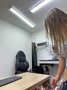 Alicee16 - MOTIVATE MY OFFICE👀🍆