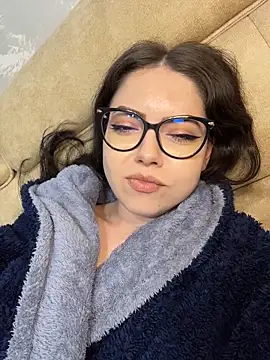 KaylaLewyss - Naughty spanks x24+snap+🎁