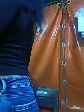 Sol_Scarleett - Fingers in my ass in the store 🍑🔥🔥