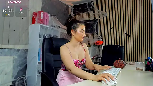 OfficeGirls - help me cum / squirt 💦11 mins ctrl toy