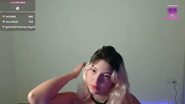 Ania_jones