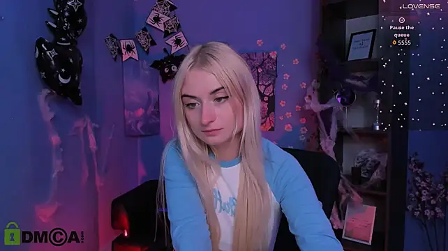 Melisa_white1