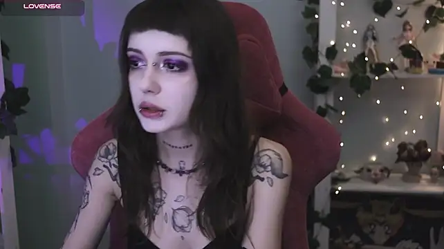 Gothickotik - doggy and spanks^^