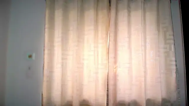 ScarletSeductive - Make Me Happy