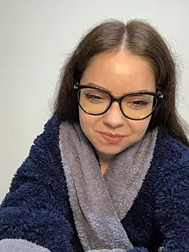 KaylaLewyss - Naughty spanks x24+snap+🎁