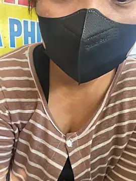 Lindana_kiss
