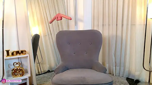 Lissetlong69 - Clap my ass