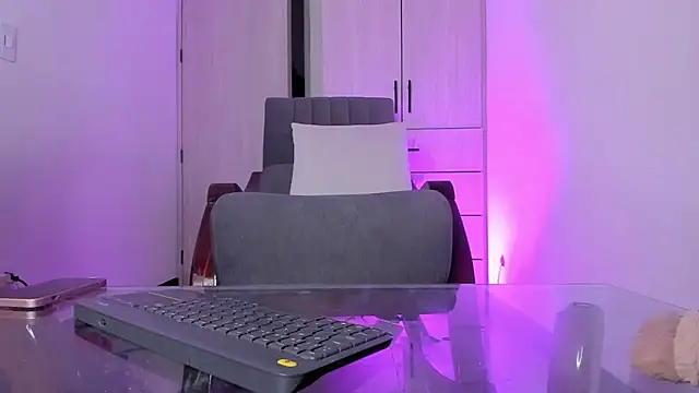 Mialenox - footjob