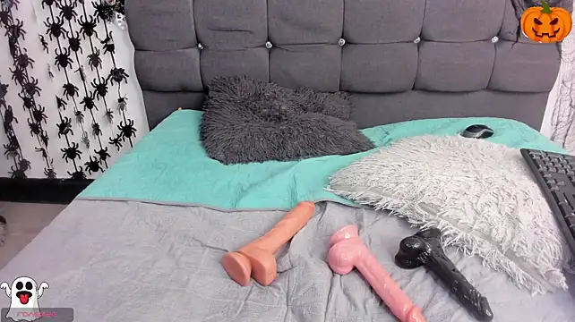 Amapola_magical - play boobs rub nipples 😋😋