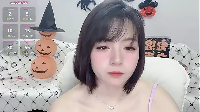 Lucy-8 - 骑乘上空揉胸+2分钟控制