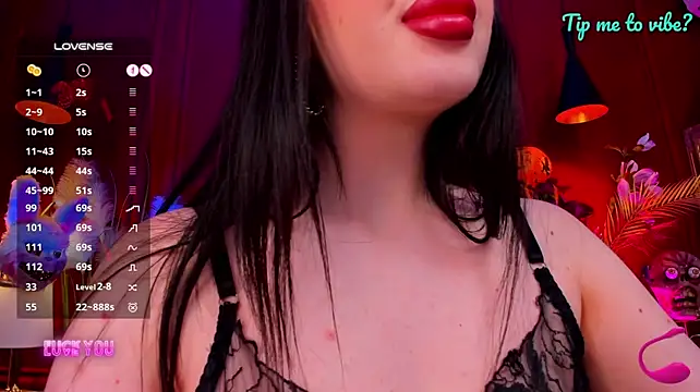 Mayzzie - naked doggy & spank ass
