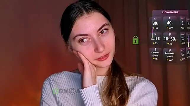 Lady_curls - be full naked 10 min