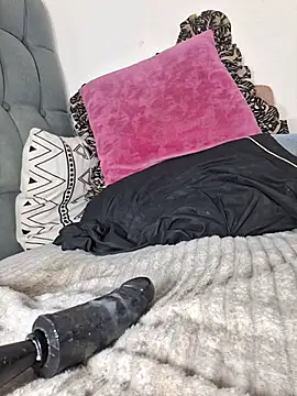VickyPonce - big anal plug+ push it out no hands+gape