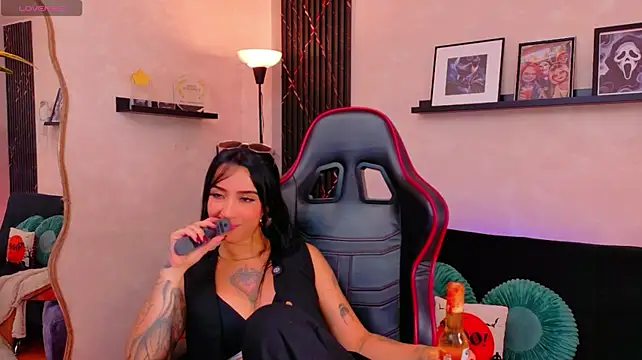 EmmyEvans1 - ride dildo