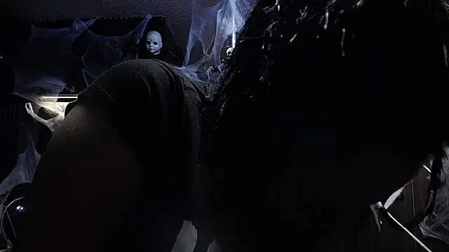 Belladonna_trix - Show Ass 🦇💋