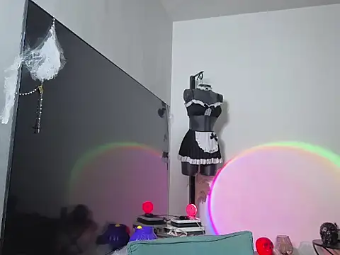 _Luna07 - Naked at goal and blowjob