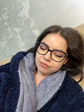 KaylaLewyss - Naughty spanks x24+snap+🎁