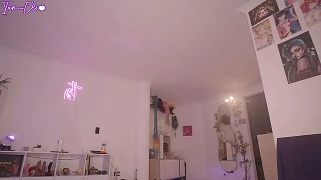 Iam_elii1 - TWERK WITH SKIRT OFF