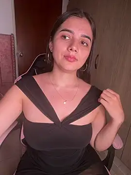 Estrella22 - en 4 sin panty