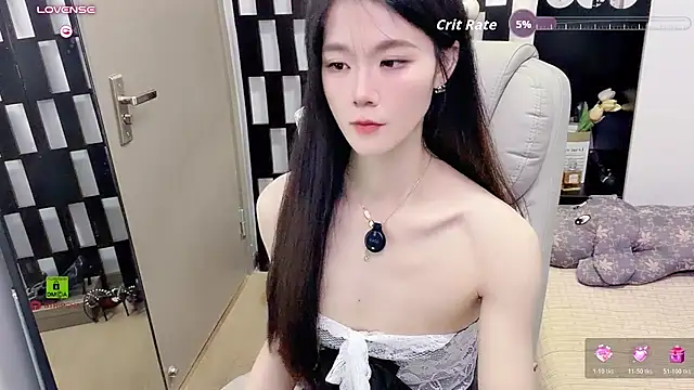 Yueyue-MM - 下空小狗侧趴+打pp20下