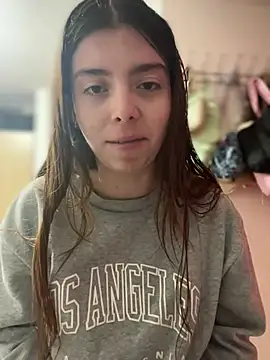 Cloew_Marz - Fingers a pussy + erotic dance + oil