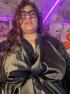 Kylievoosx - oil titts